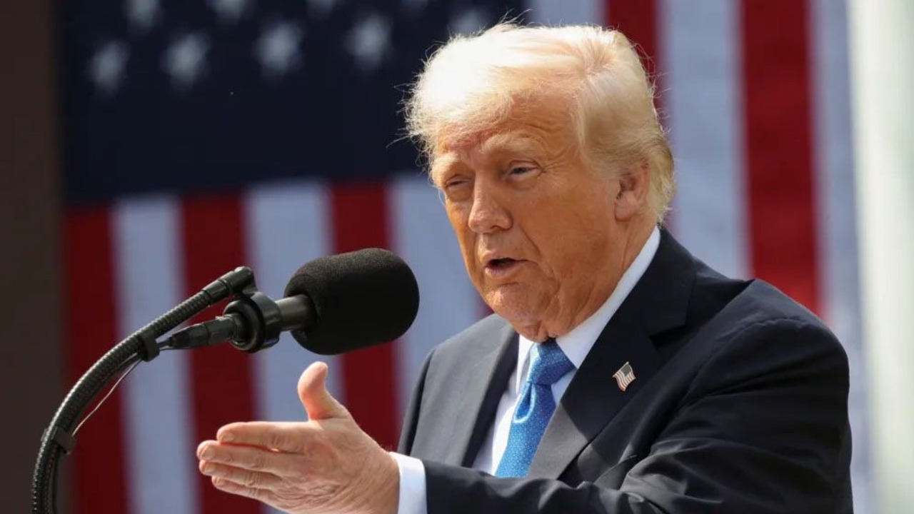 ট্রাম্পের অভিযোগ: "হার্ভার্ড উগ্র বামপন্থি বোকা প্রফেসরদের নিয়োগ দিচ্ছে"