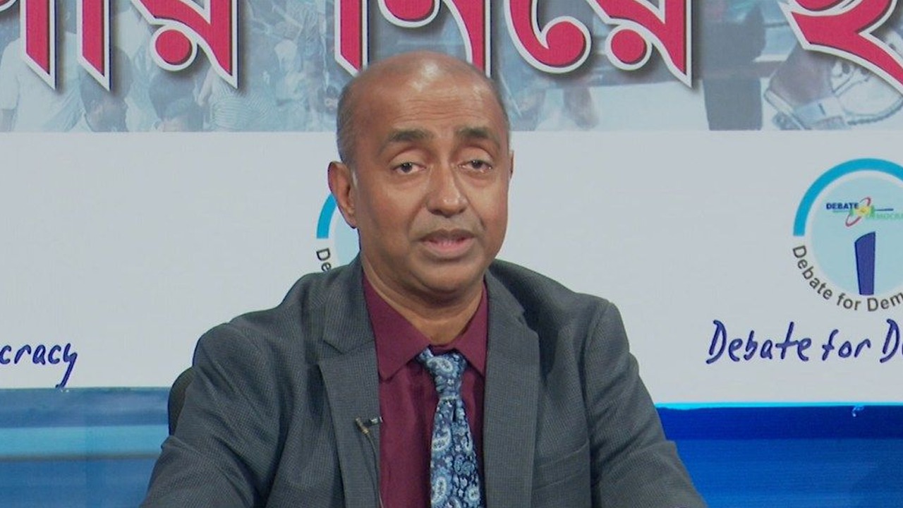 আ.লীগকে সহযোগিতাকারীরাও অপরাধী: অ্যাটর্নি জেনারেল আসাদুজ্জামান
