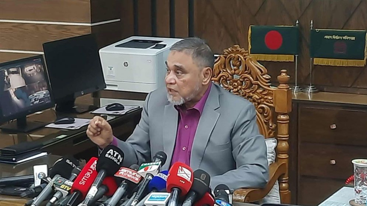 ফেব্রুয়ারিতে নির্বাচন আয়োজনের প্রস্তুতি চলছে: সিইসি নাসির উদ্দিন