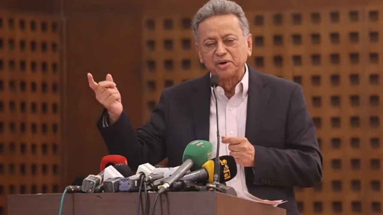 "গণতন্ত্র মানে অন্যের মতকে সম্মান দেওয়া" — আমীর খসরু